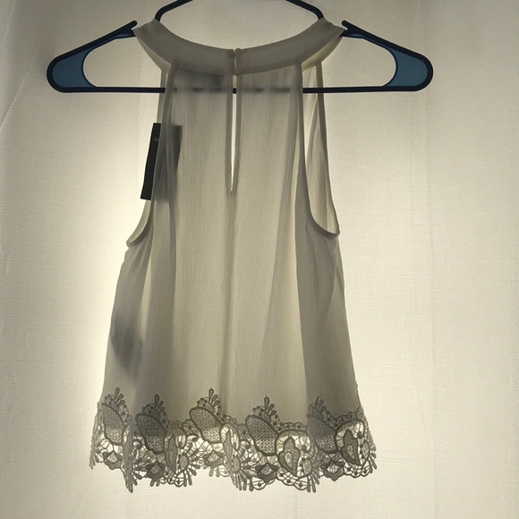 white tank top with lace - Picture 2 of 2